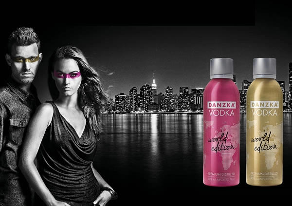 Garrafa de alumínio Danzka de 700ml para vodka.