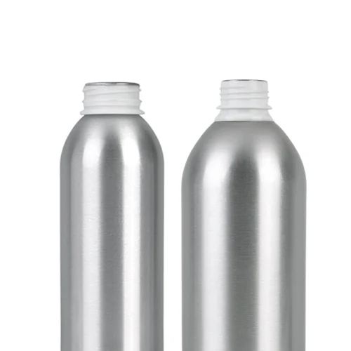 زجاجة فودكا من الألومنيوم