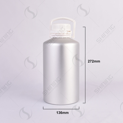 زجاجة ألومنيوم كبيرة