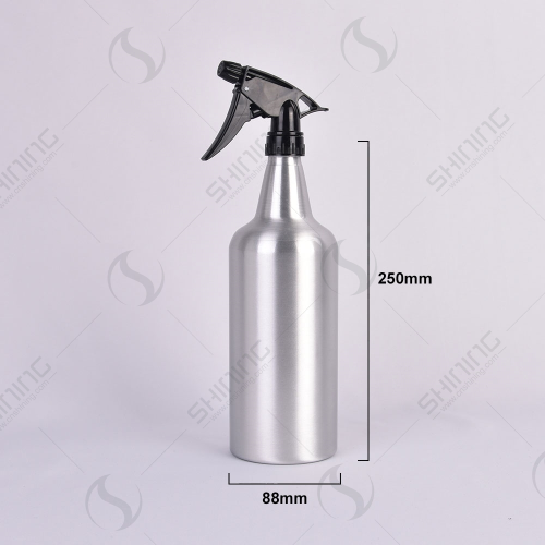 زجاجة ألومنيوم كبيرة