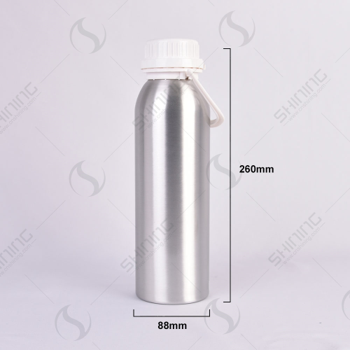 زجاجة ألومنيوم كبيرة