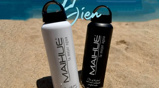 MAIHUE_Sports-Water-Bottles_Beach_Black-and-White