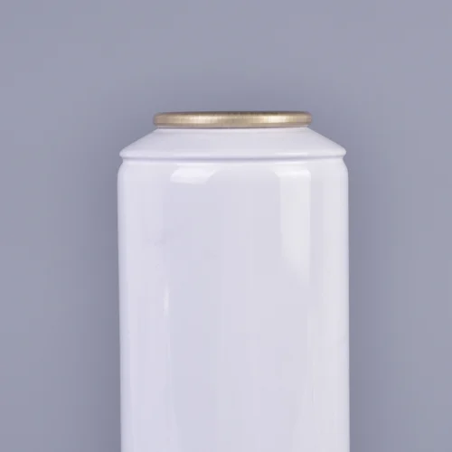 Gorge-shoulder aluminum aerosol can
